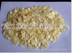 dehydrated garlic flake/piece/slice