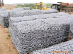 Hexagonal wire netting