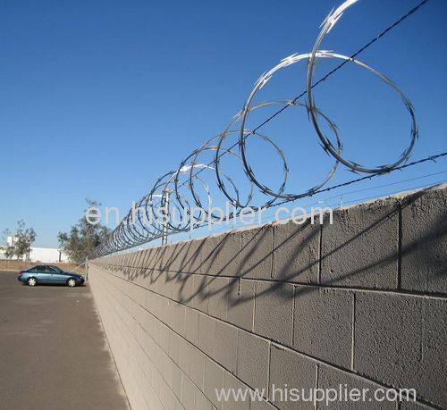 Electrol/Hot-dipped/PVC Coated Galvanized Razor Barbed Wire