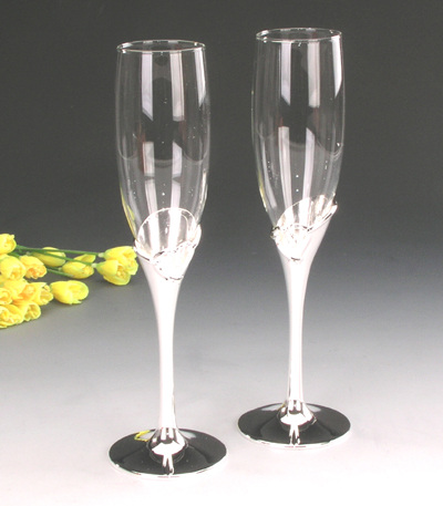 Zinc alloy base glass