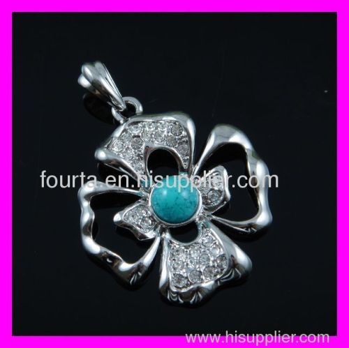 Hot Platinum plated turquoise pendant