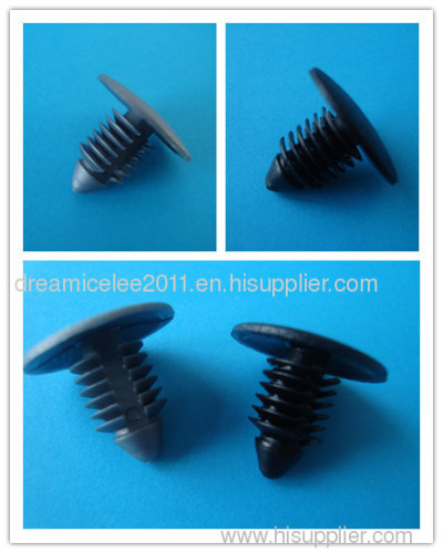 plastic pine tree clip