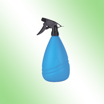 plastic spray bottle with trigger sprayer