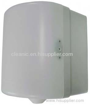 Center-pull paper Towel Dispenser