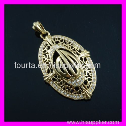 18 karat gold plated muslem penant 1620207