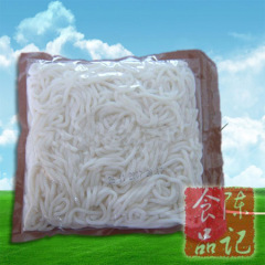 fresh wet rice noodle