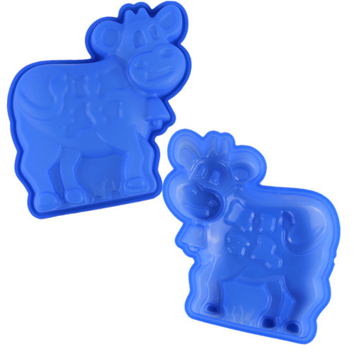 Silicone Cake Mold -- Cow