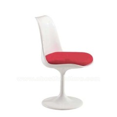 Eero Saarinen Tulip Chair