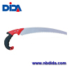 Non-displace curved cutting edge hand saw prunting saw