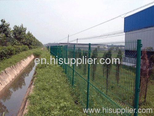 Welded Wire Mesh Fence