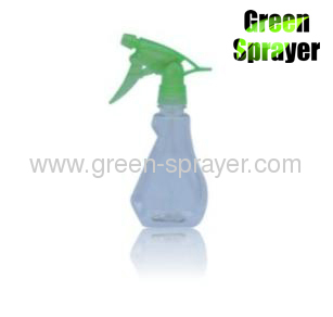 PET sprayer bottle with spray