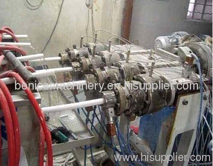 PVC four pipe extruding line