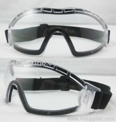 Safety goggles with PC lens