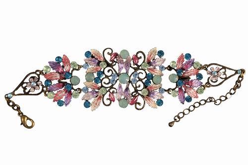 Glamorous Flower Shaped Chain Bracelets