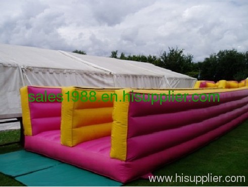 Inflatable bungee run