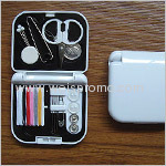 Plastic travel Sewing kit