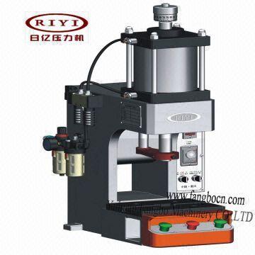 Precision hydraulicRiveting Machine