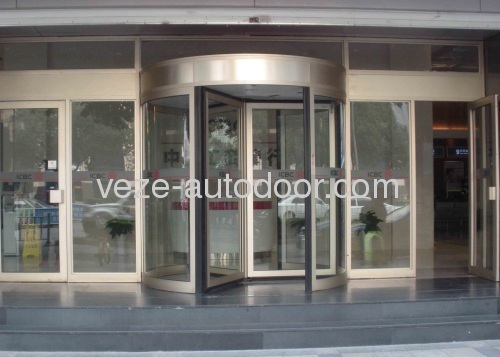 Three-wing automatic revolving doors