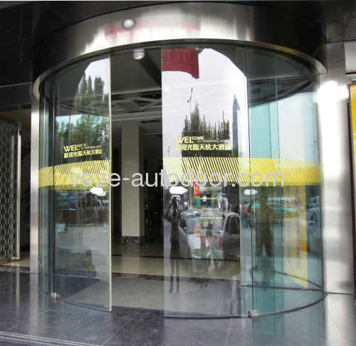 Automatic curved sliding door system