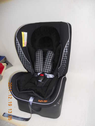 convertible car seat birth-18kg R3