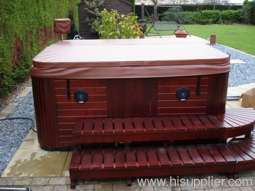 free outdoor hot tubs for 3 person