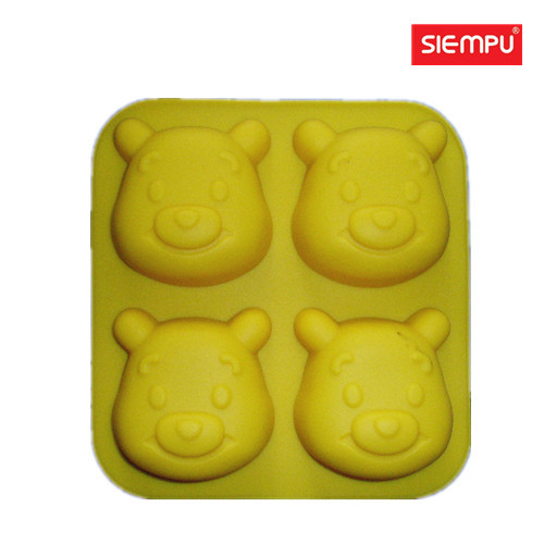 Winnie The Pooh Silicone Muffin / Cake Mould (SP-SB036)