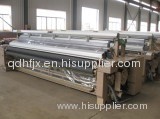 water jet loom with electronic feeder