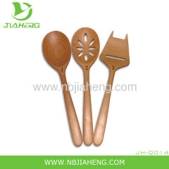 4.5 inches long demitasse-sized wood spoons