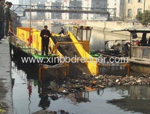 water surface cleaning ship for aquatic weed harvester