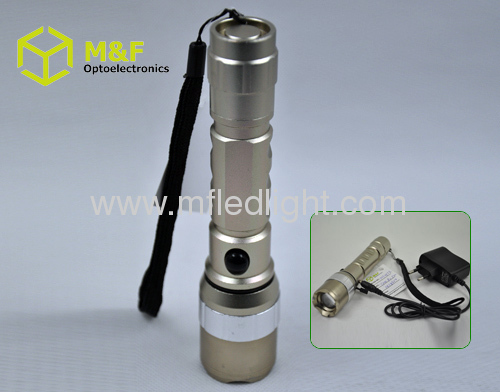 power beam 5w cree led zoom torch with rechargeable flashlight battery