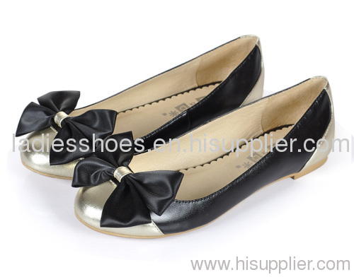 Women bowtie gold and black flat shoes