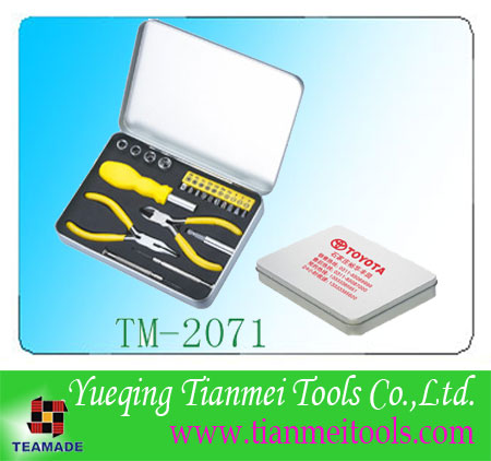 21 piece promotional gift tool kit