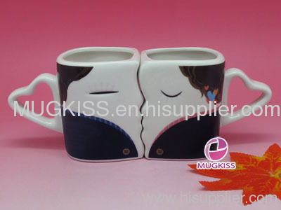 2012 New Valentine Gift couple mug changing mug with heat kissing the mug wedding gift