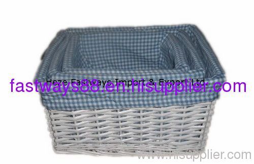 wicker basket with lining