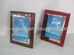 red photo frame