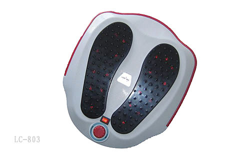 Vibrating foot massager