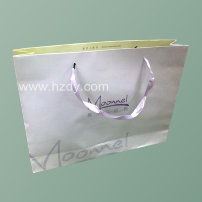 157 gsm art paper bag-paper packaging bag