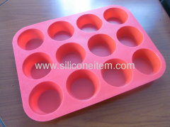 12 RED Standard Muffin Silicone / Silicon Mould