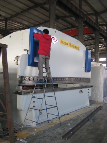 angle bending machine