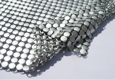 metal metallic cloth divider