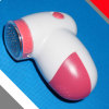 2 AA batteries operated mini cloth shaver