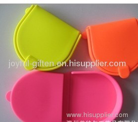 Silicone key holder