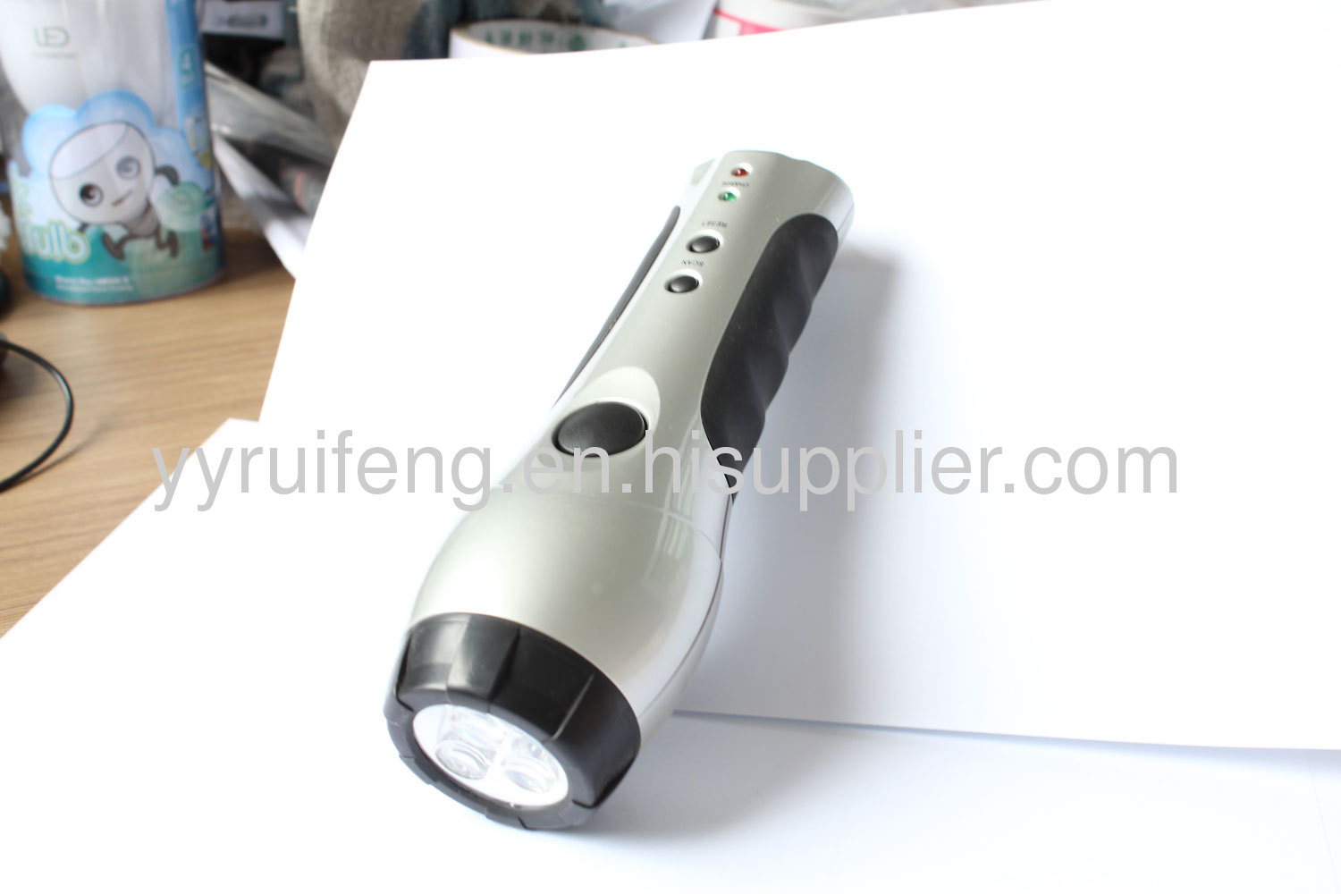 Flashlight With Charger,LED Flashlight With Mobile Charger and Radio