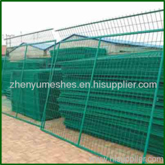 welded wire road fence