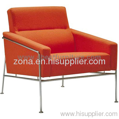 Arne Jacobsen Series 3300 Easy Chair