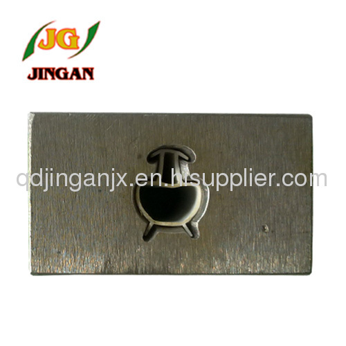 Metal door seal extrusion mould