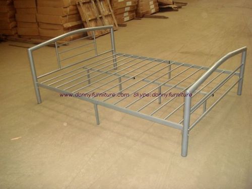 Traditional Double Metal Bed