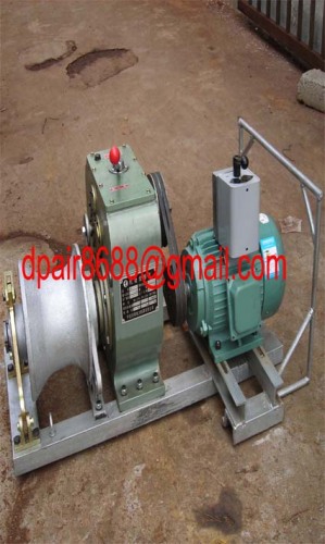 Powereded winch/engine winch/petrol powered winch/diesel powered winch used for hoisting and pulling cable in electrical
