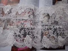 Embroidery lace 18cm