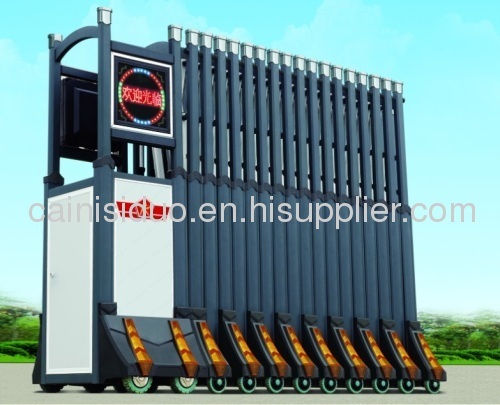 Aluminum industrial collapsible gate for external main entrance